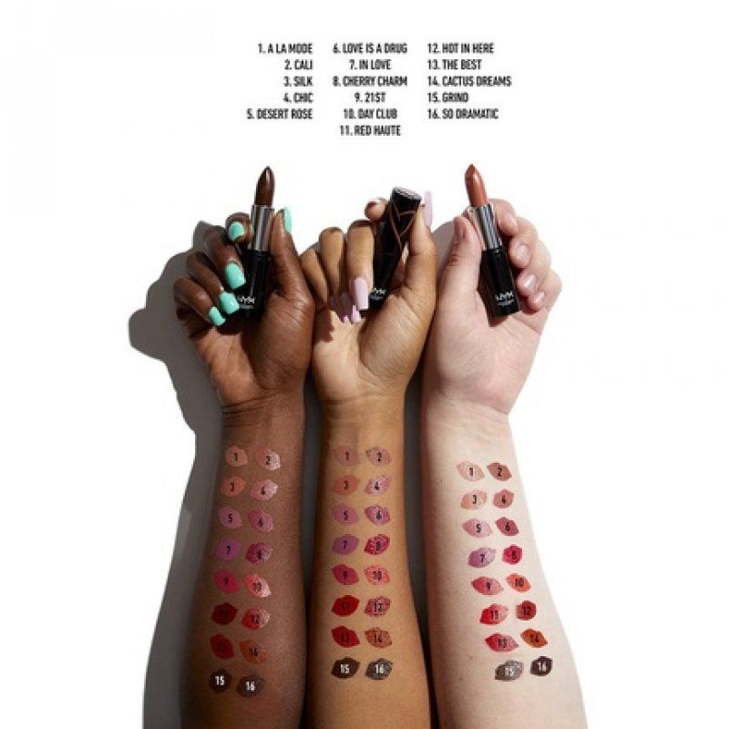 SHOUT LOUD Satin Lipstick Hot in Here