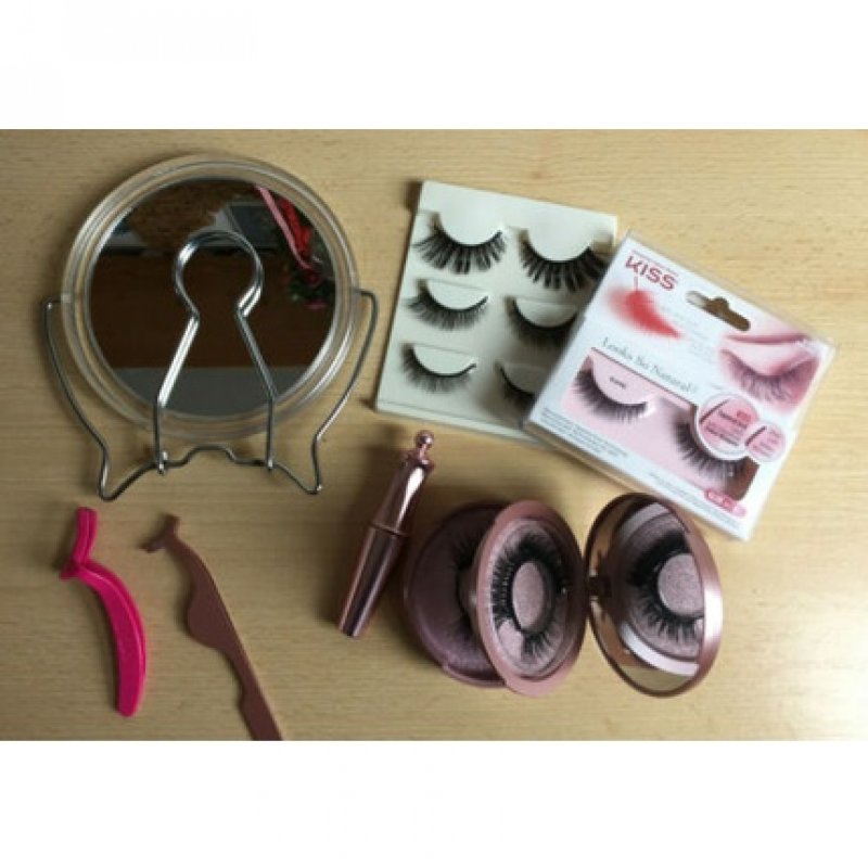 KISS Magnetic Lash Artificial Eyelashes with Applicator, Mirror and More