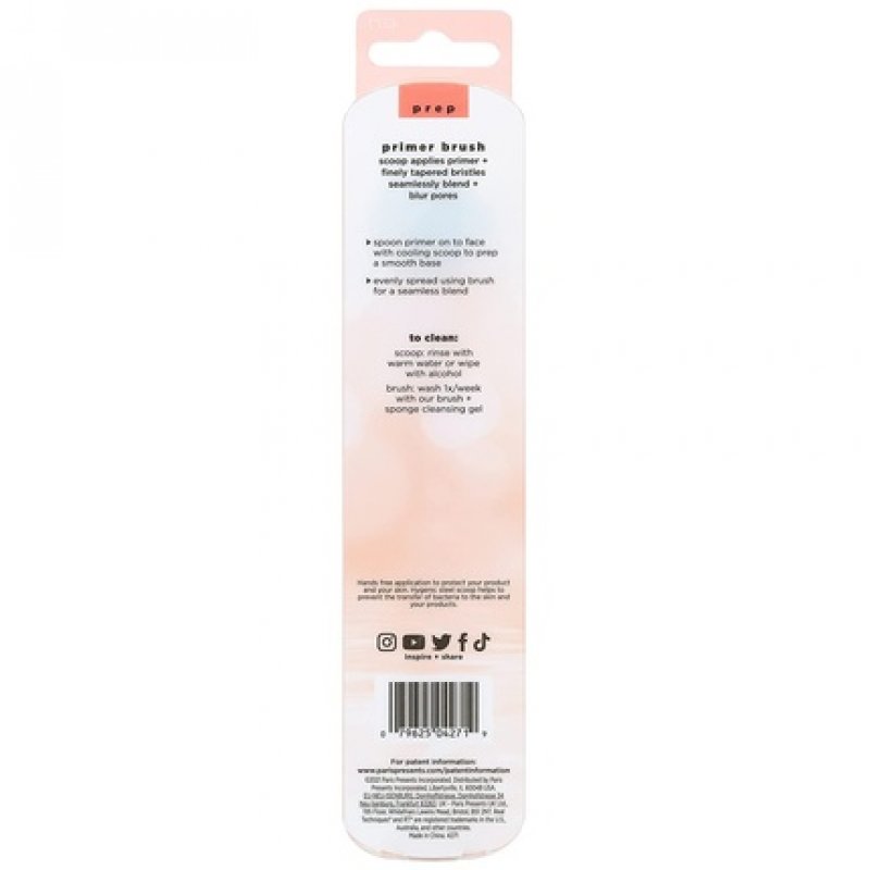 Real Techniques Dual-Ended Face Brush with Stainless Steel Scoop