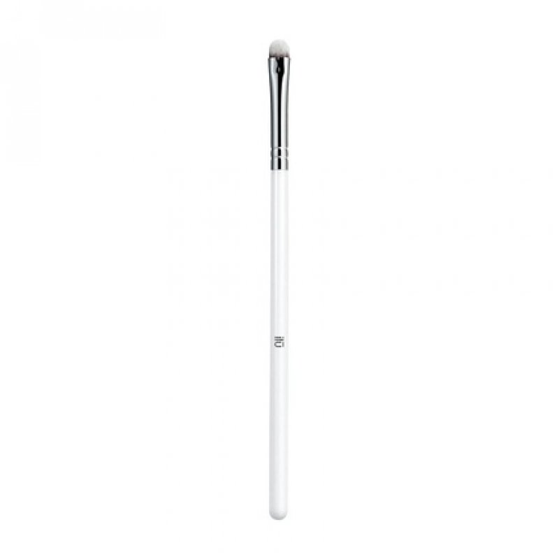 T4B ILU 421 Smudge Makeup Brush for Eyeshadows