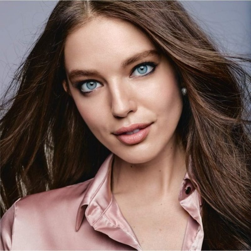 Maybelline Affinitone Foundation No.16 Vanilla Rose 30ml