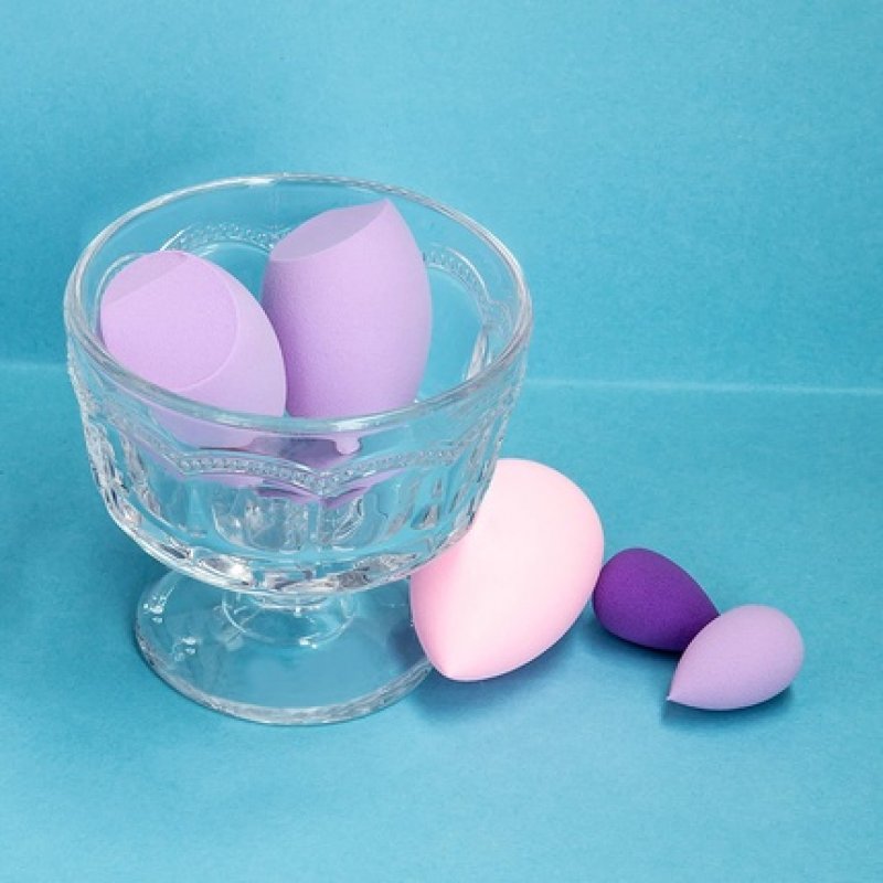 T4B MIMO Olive Shaped Makeup Sponge - Light Purple