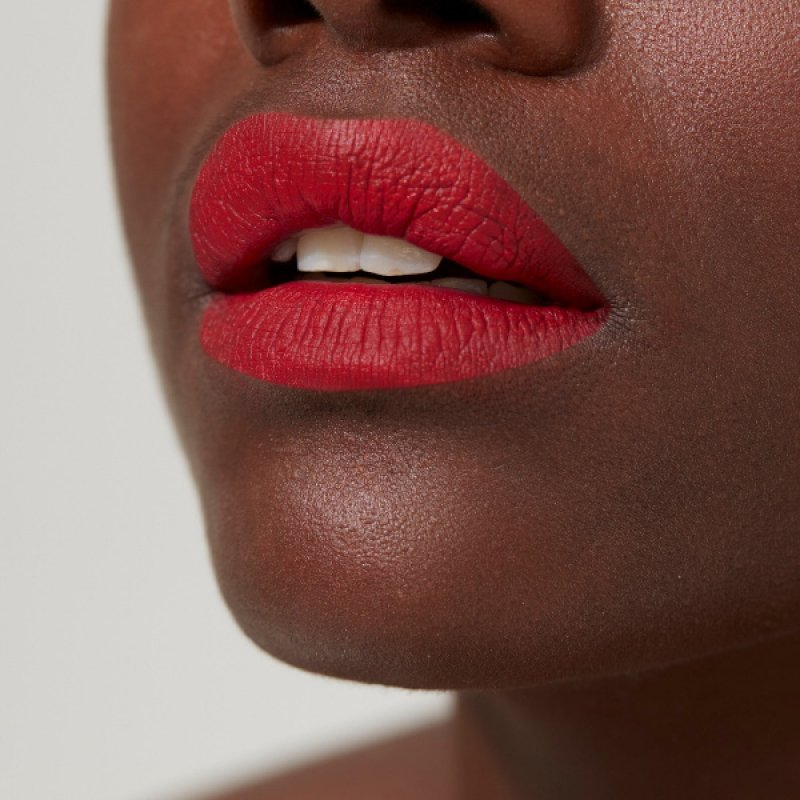 Gosh Velvet Touch Lipstick Matt 005 Classic Red