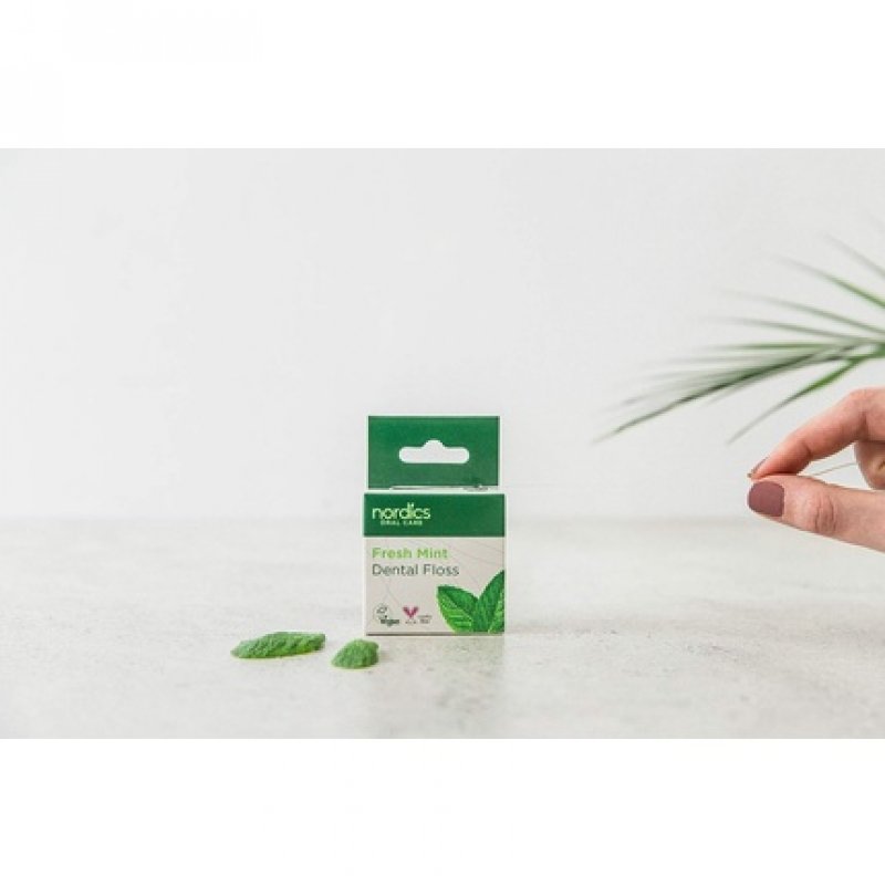 Nordics Organic Care Eco Dental Floss Made from Corn Starch with Fresh Mint 15g