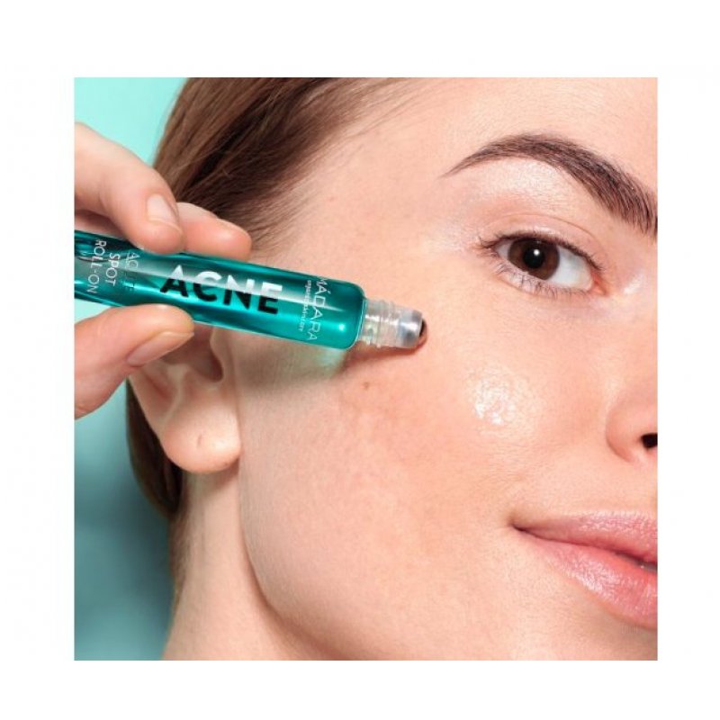MÁDARA Cosmetics ACNE Acute Spot Roll-On Women 8 ml liquid Roll on bottle