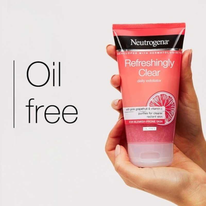 Neutrogena Clear and Radiant Face Scrub 150ml