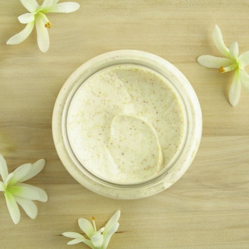 The Body Shop Moringa Body Scrub 250ml