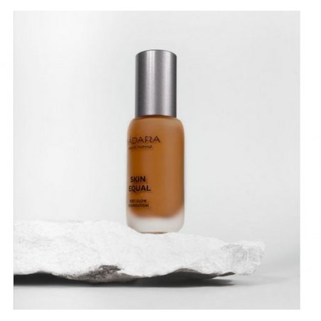 MÁDARA Cosmetics Skin Equal 30 ml liquid 90 Chestnut