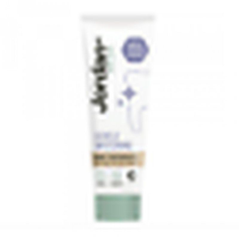 Jordan Green Clean Whitening Toothpaste with Xylitol and Charcoal from Orkla Norway with Fluor