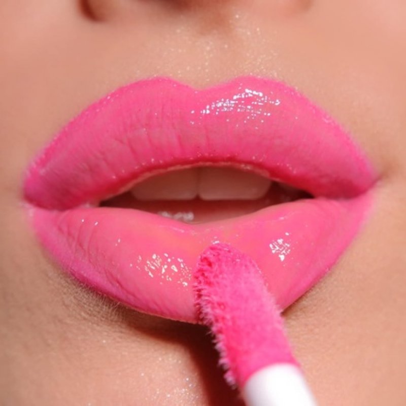 Makeup Revolution Lip Swirl Ceramide Gloss Lipgloss Berry Pink 4.5ml