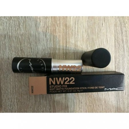 Mac Studio Fix Soft Matte Foundation Stick NW22 0.3oz