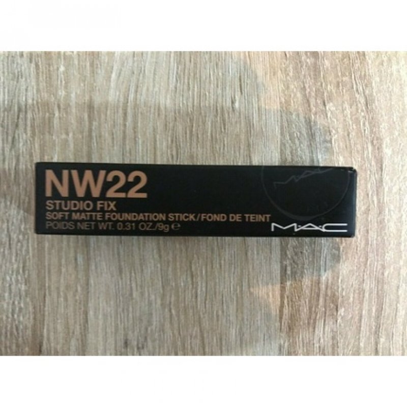 Mac Studio Fix Soft Matte Foundation Stick NW22 0.3oz