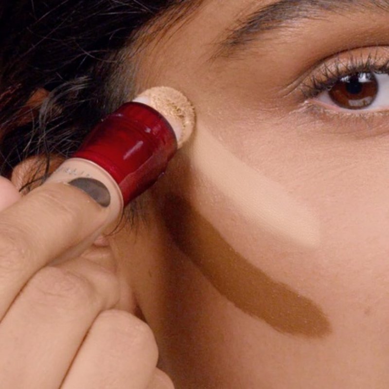 Maybelline Instant Anti Age Eraser Eye Concealer Dark Circles and Blemish Concealer 05 Brightener 6.80ml