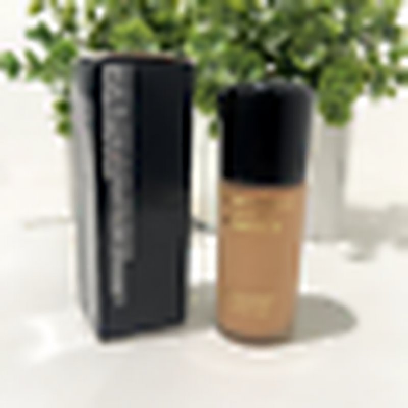 MAC Cosmetics Studio Radiance Serum-Powered Foundation C4.5 1.0oz Authentic