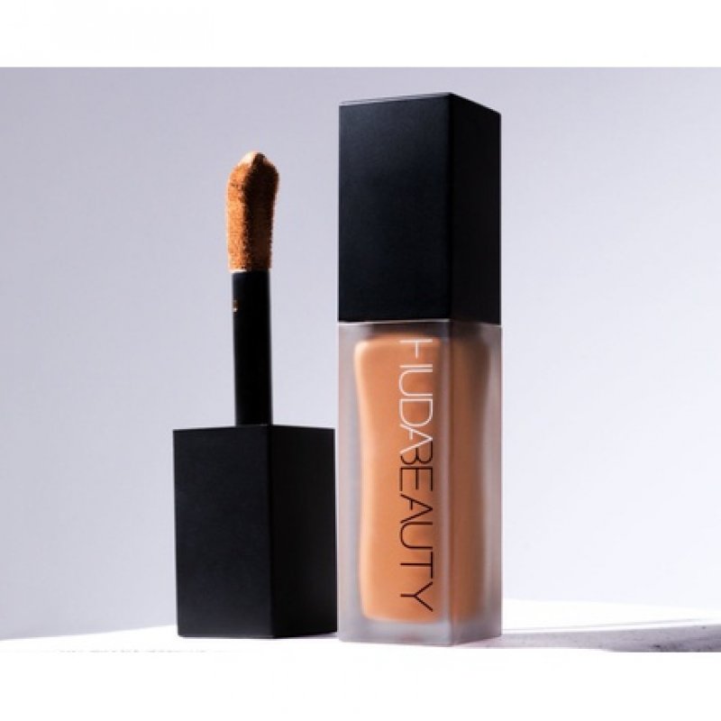 Huda Beauty FAUXFILTER Luminous Matte Liquid Concealer 9ml - Brand New 2022!