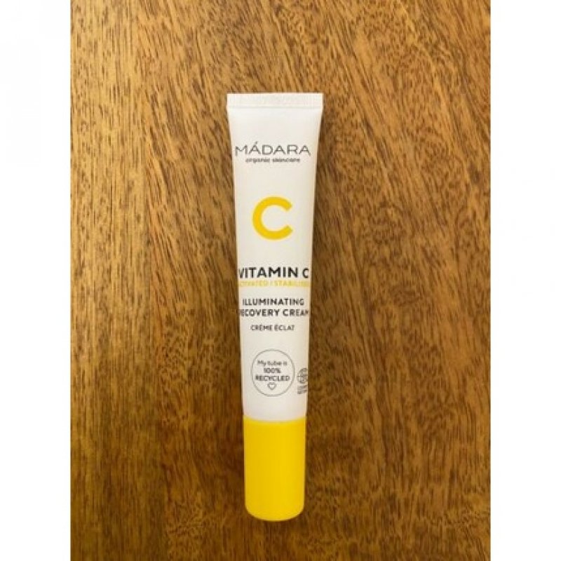 Madara Organic Vitamin C Illuminating Recovery Cream 15ml - Revives Dull Skin