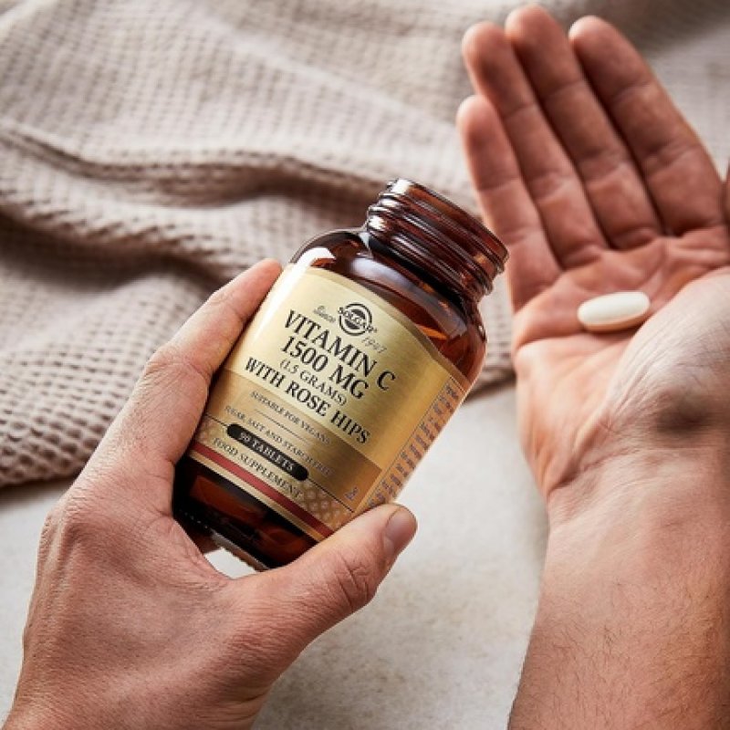 Solgar Vitamin C 1500mg with Rose Hips Tablets 90 Count