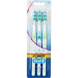 Oral-B 1-2-3 Classic Care Toothbrushes