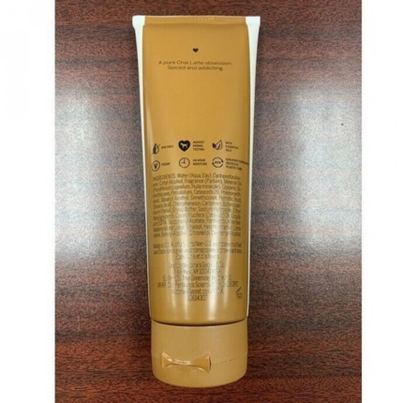 Victoria's Secret Pink Chai Latte 24 Hr Moisture Body Lotion 8 Oz