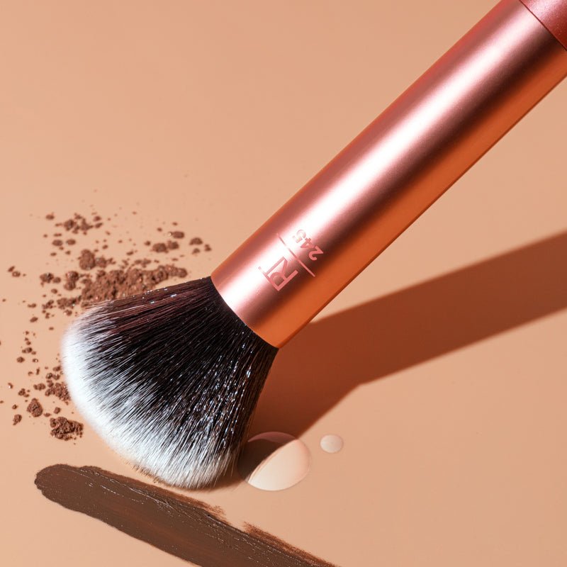 Real Techniques Everything Face Makeup Brush for Flawless, Streak-Free Finish - Orange