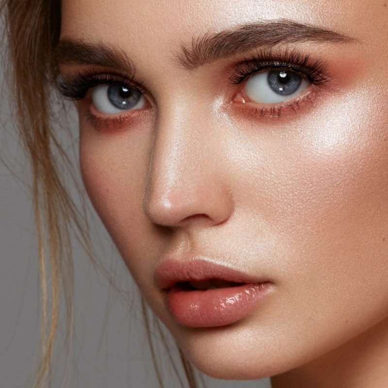 KISS Magnetic Lash Collection Charm False Eyelashes with 5 Double Strength Magnets