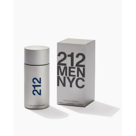 Carolina Herrera 212 Men Eau De Toilette Spray 200ml