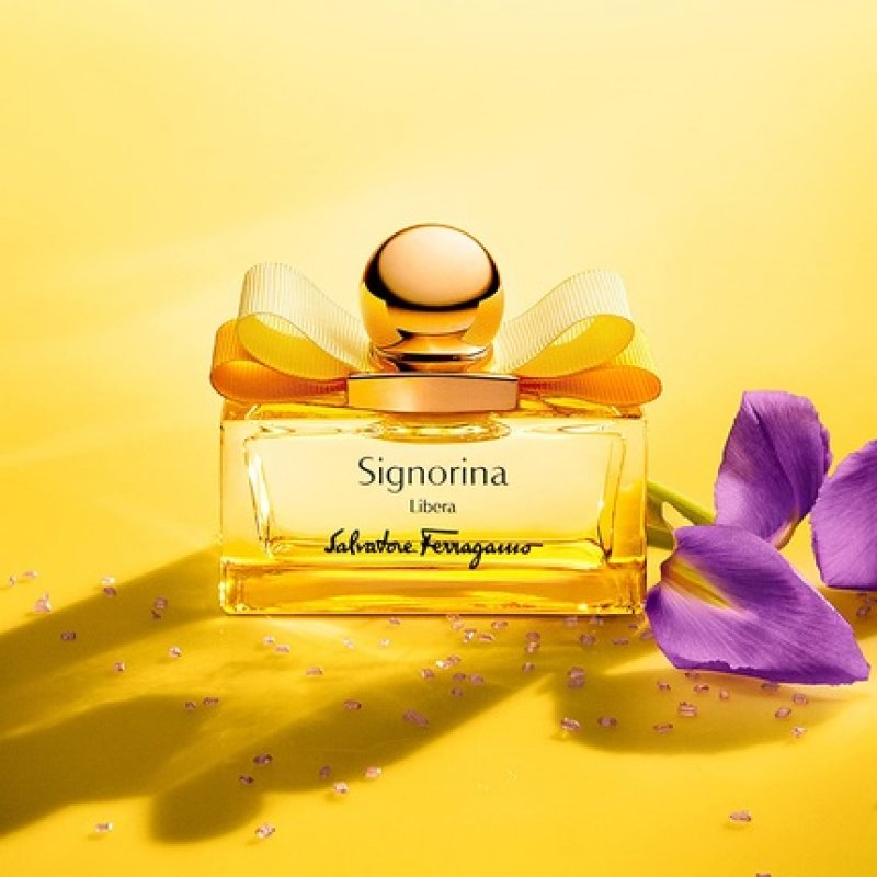 Salvatore Ferragamo Signorina Libera Eau de Parfum 30ml