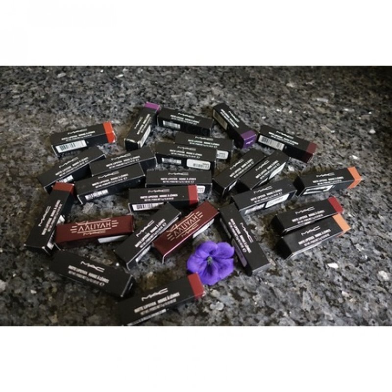 Mac Matte Lipstick Full Size Choose Your Shade 0.10oz