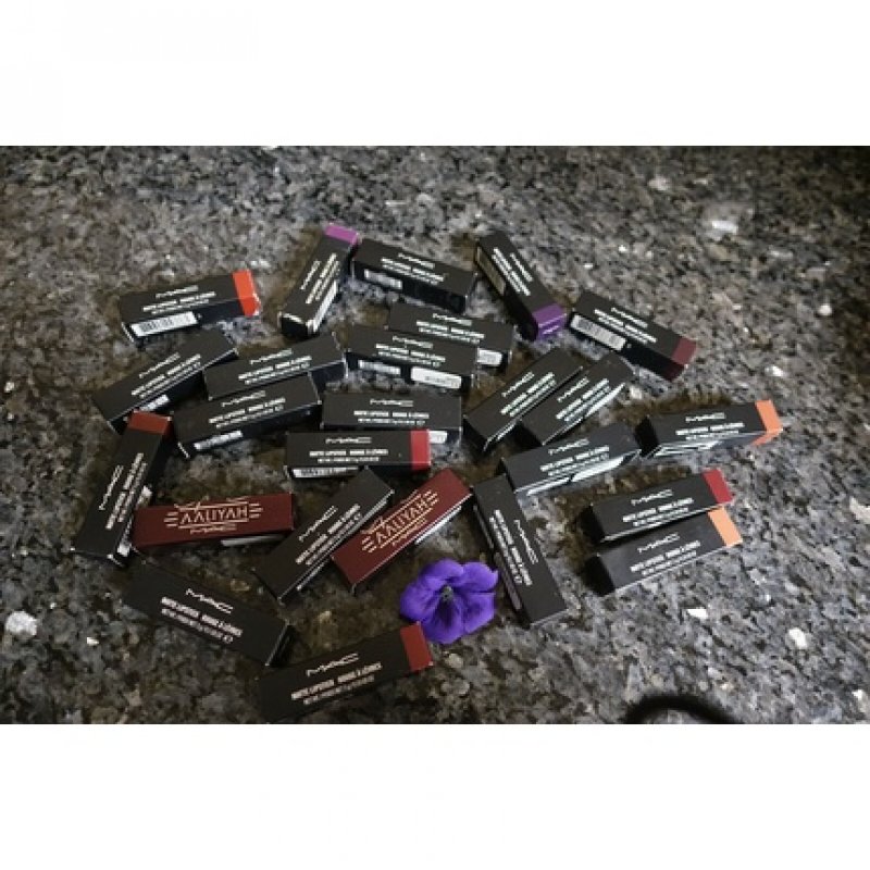 Mac Matte Lipstick Full Size Choose Your Shade 0.10oz