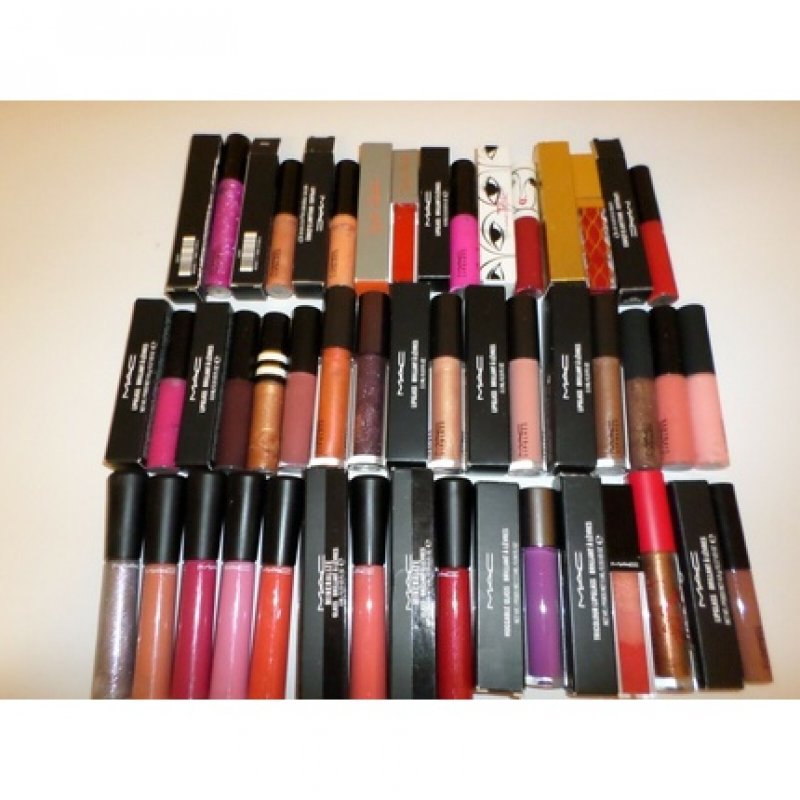 MAC Cremesheen Dazzleglass Mineralize Lipglass in 3D Glass Plushglass