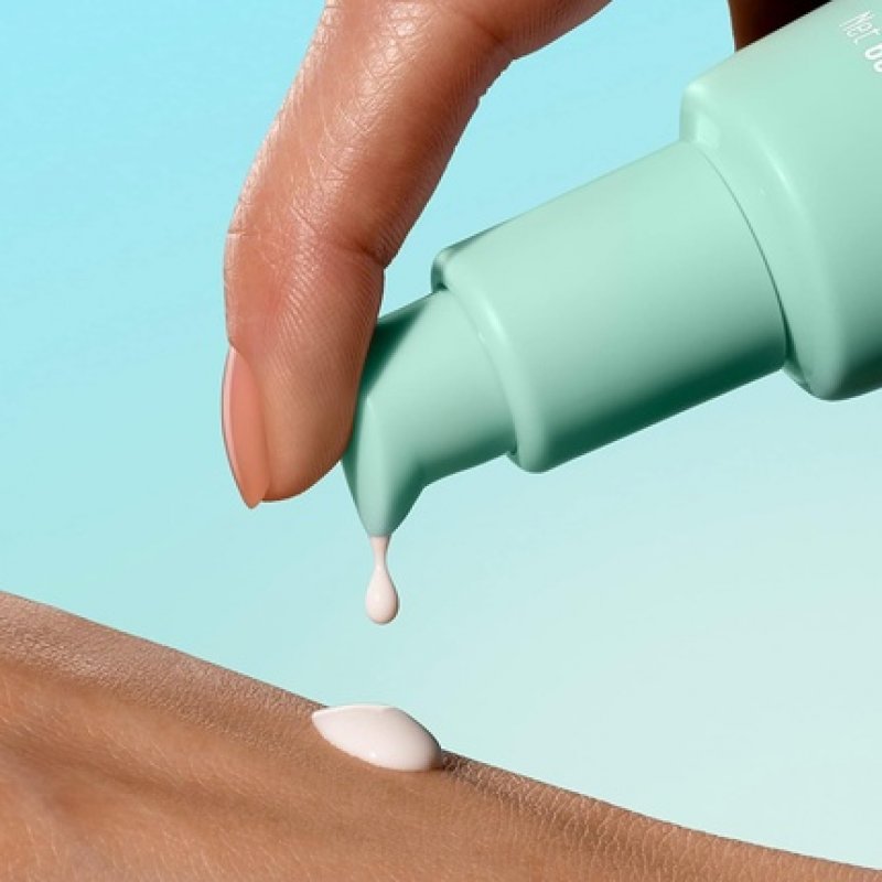 Sand & Sky Daily Hydrating Face Sunscreen SPF50 