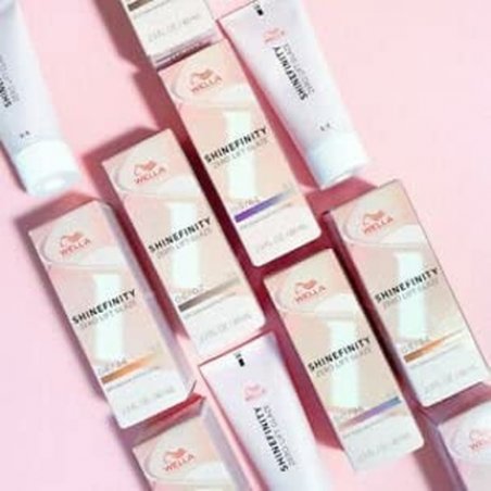 Wella Shinefinity Zero Lift Glaze 60ml 04/07