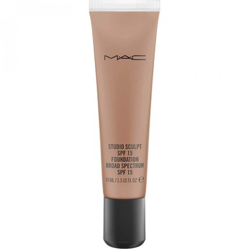 Mac Studio Sculpt SPF15 Foundation Nw45