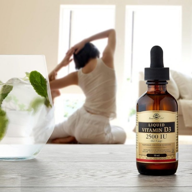 Solgar Liquid Vitamin D3 2500 IU Keeps Bones and Teeth Healthy Supports Immunity Vegetarian