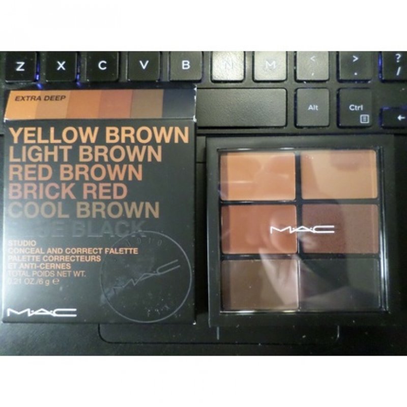 Pt1 Mac Studio Conceal and Correct Palette Extra Deep 0.21oz