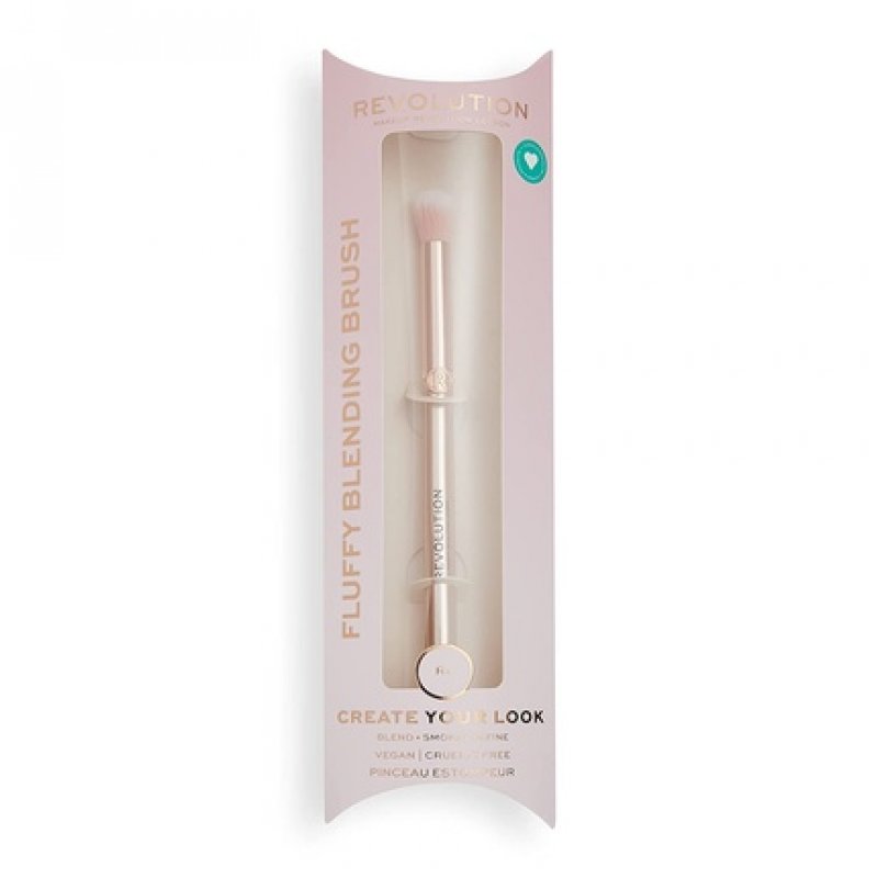 Makeup Revolution Create Fluffy Blending Brush Vegan and Cruelty-Free R4