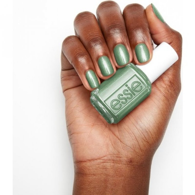 Essie pearl nail polish 875 from head to mistletoe 13.5ml