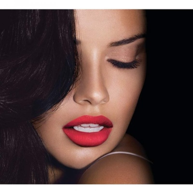 Maybelline Color Sensational Matte Lipstick 965 Siren in Scarlet 4.4g