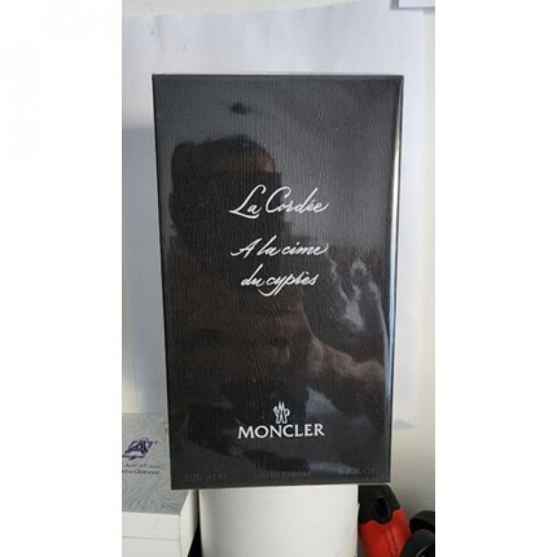 Rare Moncler Perfume À La Cime Des Cypresses 200ml EDP - New and Sealed