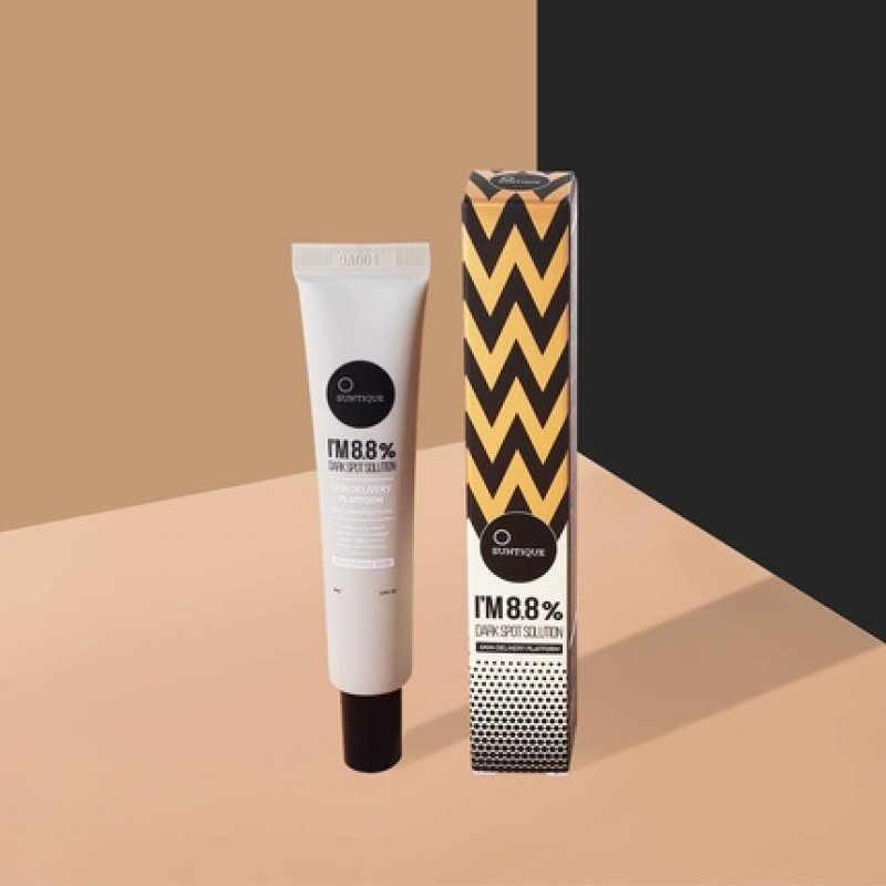 Suntique I'm 8.8% Dark Spot Solution Blemish and Freckle Remover 1.0oz