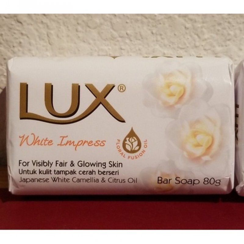 Lux Bar Soap White Impress 2.5oz Bar Japanese White Camellia & Citrus Oil