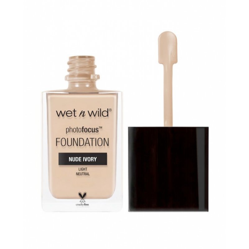 Wet 'n' Wild Photo Focus Foundation Matte High-Coverage Foundation with Light-Adjusting Complex Matte Finish Vegan Nude