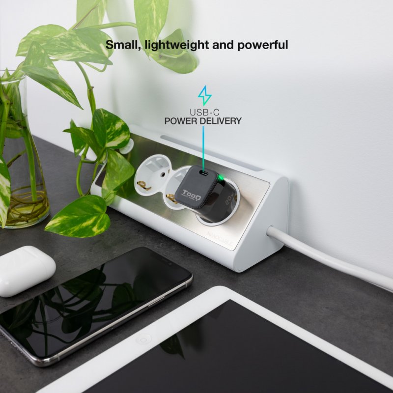 TooQ TQWC-PD20 chargeur d'appareils mobiles Universel Noir Secteur Charge rapide Intérieure