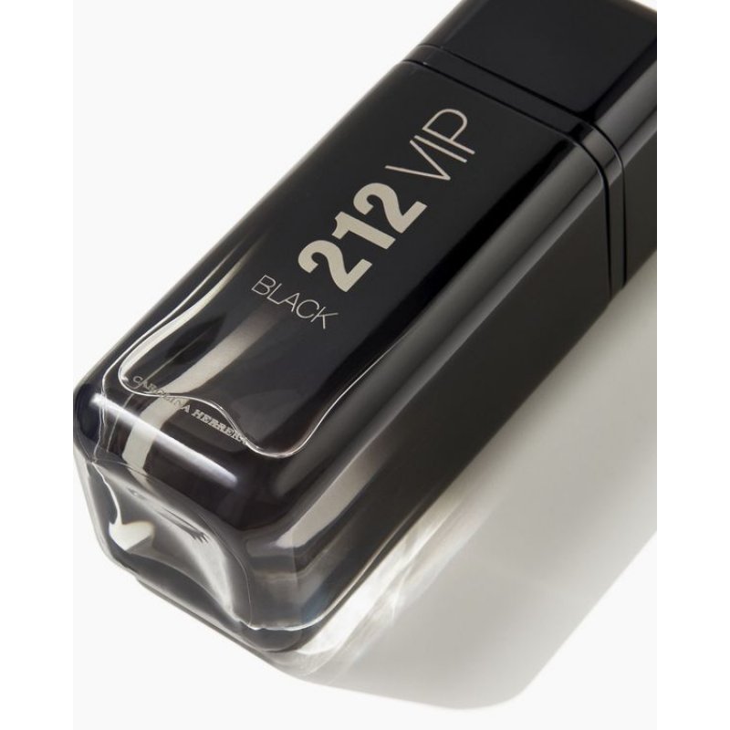 Carolina Herrera 212 VIP Black Eau De Parfum 200ml