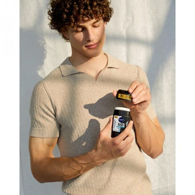 NIVEA Black & White Fresh Antiperspirant Stick 50ml
