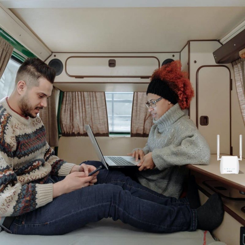 ROUTER STRONG 4GROUTER300M