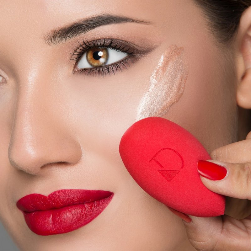 Diego from the Palm Makeup Sponge 20g