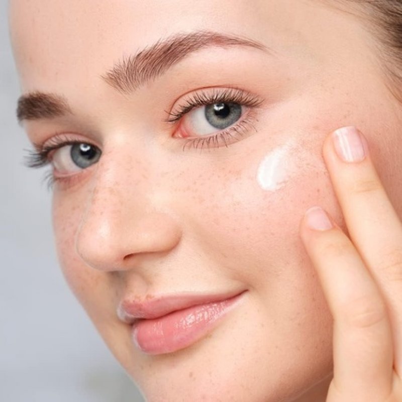 Artdeco Skin Yoga Face Hyaluronic Intensive Serum