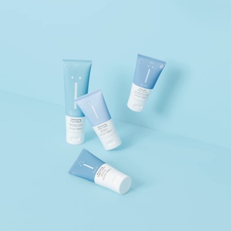 Naïf Circular Face Scrub