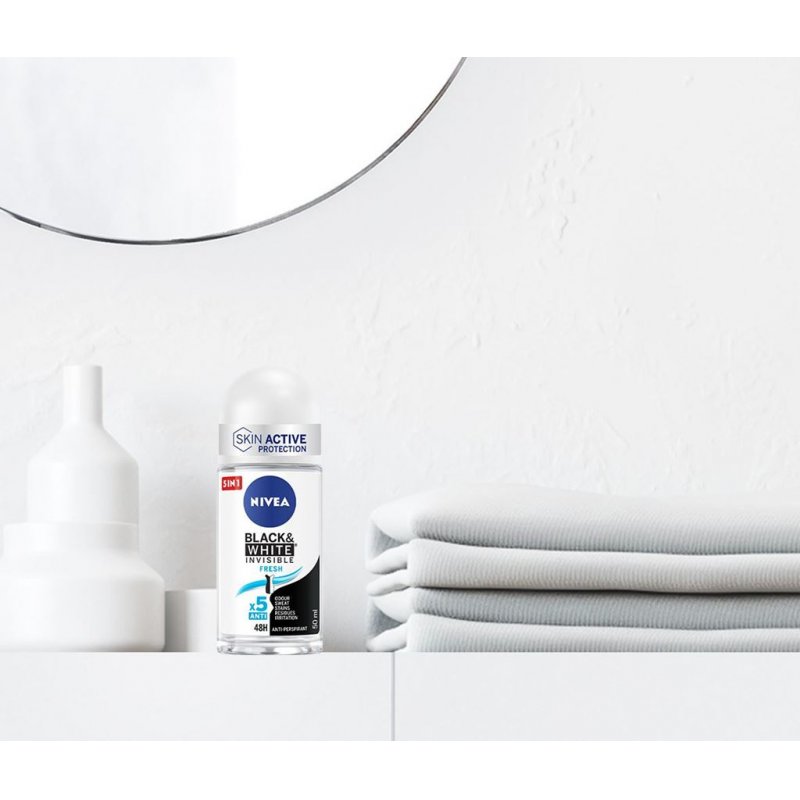 Nivea Invisible For Black & White Fresh Roll-On 50ml